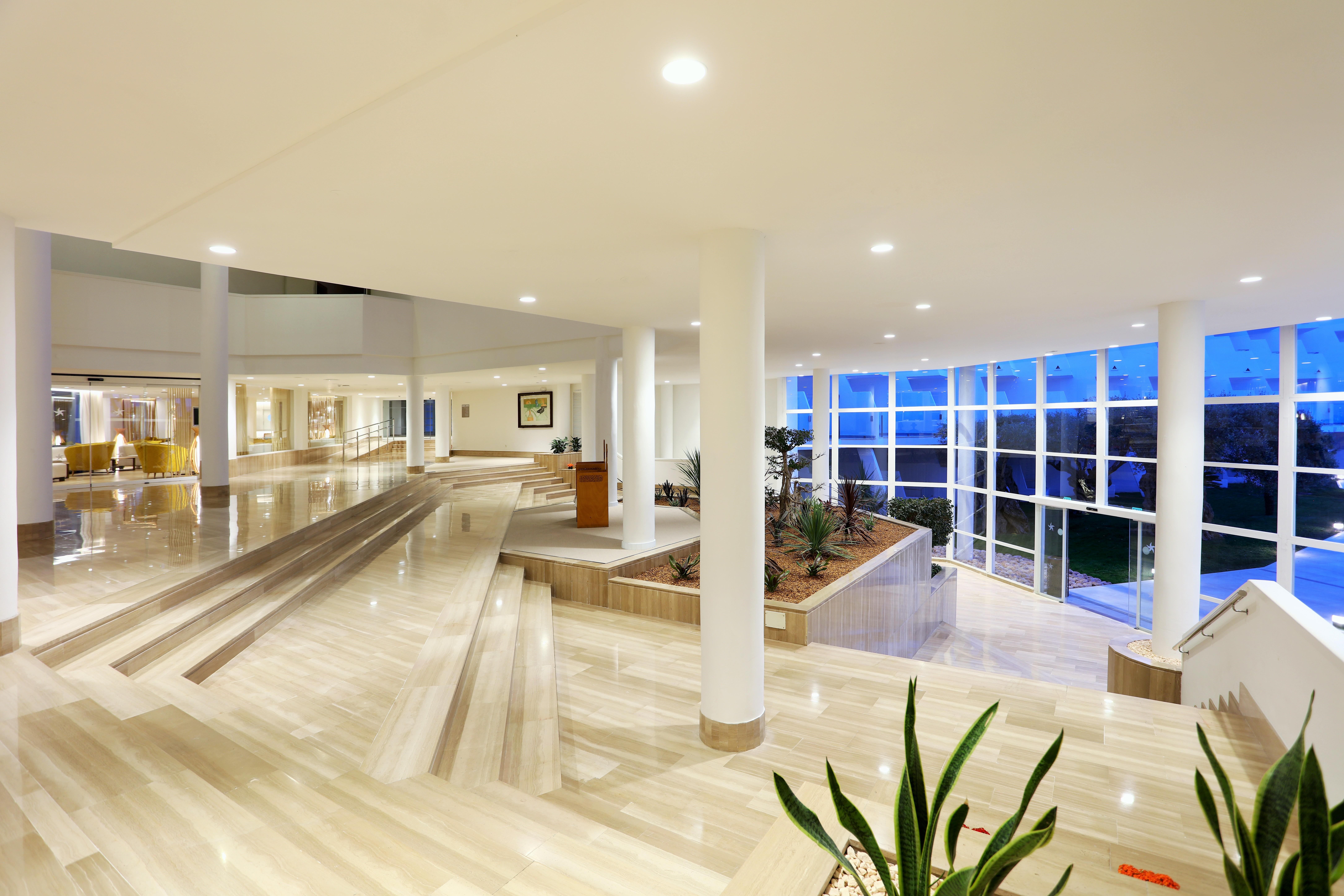 פלאיה דה מורו Iberostar Waves Playa De Muro מראה חיצוני תמונה
