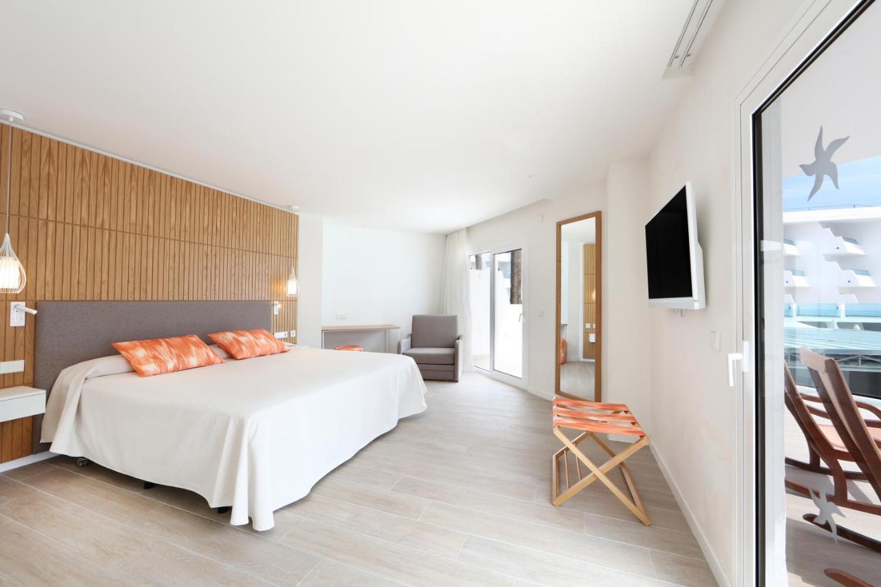 פלאיה דה מורו Iberostar Waves Playa De Muro מראה חיצוני תמונה
