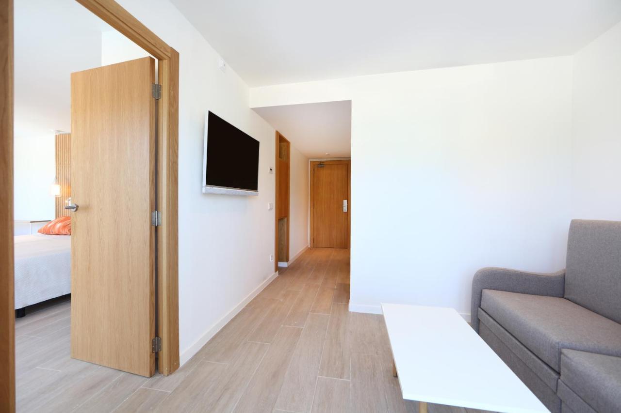 פלאיה דה מורו Iberostar Waves Playa De Muro מראה חיצוני תמונה