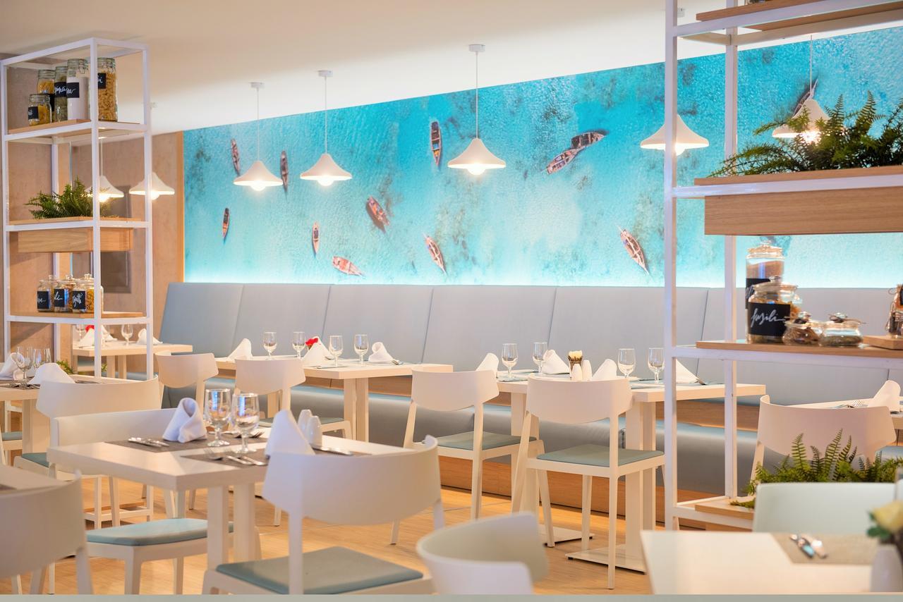 פלאיה דה מורו Iberostar Waves Playa De Muro מראה חיצוני תמונה